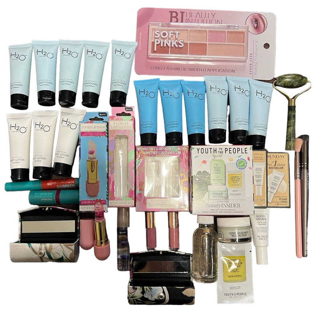 NEW Huge Makeup/Skin care bundle! Example of one I did please read :-)